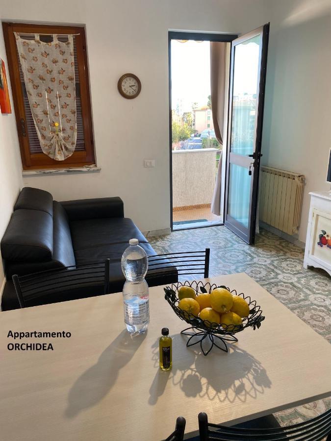 I Fiori Di Pietra Aparthotel Pietra Ligure