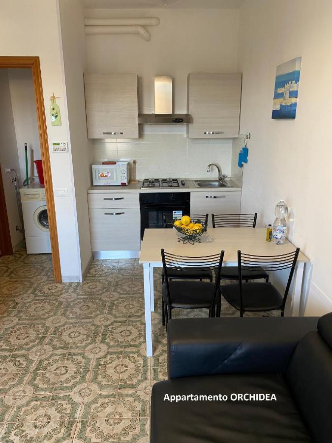 I Fiori Di Pietra Aparthotel Pietra Ligure