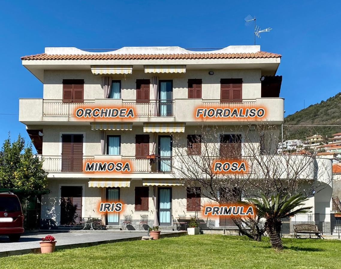 I Fiori Di Pietra Pietra Ligure